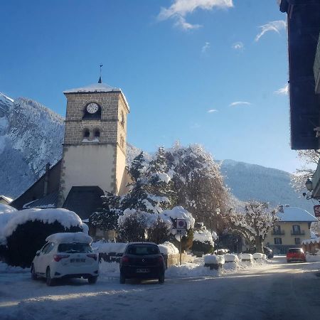 Les Frahans Samoens Exterior photo